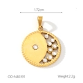 Vue détaillée d'un pendentif céleste soleil et lune en or de 1,72 cm avec oxydes de zirconium - Style Évidé Soleil Lune (OD-N40391)
