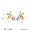 Detailed view of two-tone leaf stud earrings with size and weight specifications - Two-tone Leaf Shape Studs (OD-E10695)