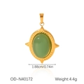 Détail d'un pendentif en acier inoxydable doré 18K avec pierre verte et cadre étoile - Style Étoile Pierre Verte Ovale (OD-N40172)