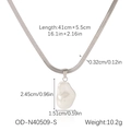 Pendente con perla barocca su catena a serpente in acciaio con dimensioni del prodotto - Collana a Catena Serpente con Perla Barocca Artificiale (OD-N40509-S) / Argento