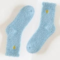 Morbide calze in pile corallo azzurro con un cuore giallo ricamato per l'inverno - Taglia unica / Azzurro