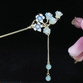 Traditioneller goldener Haarstab mit blau verlaufenden Blumen, Perlen und Quasten - Blau-Weiß Verlauf Blume Künstliche Perle Quaste Stil (2464) / Hellblau
