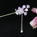 Chinesische Haarnadel mit lila Blumen, goldenen Quasten und Perlen für traditionelles Hanfu - Helllila Blumen Künstliche Perle Quaste Stil (发簪2459) / Lila