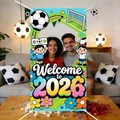 2026 Fußball Party Hintergrund mit Fußballgrafiken für interaktive Fotoautomaten-Deko - Blau-Grüner Cartoon Stil (SYX-002) / 180x90cm