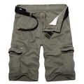 Pantaloncini cargo da uomo verde militare con tasche multiple e cintura in tessuto nero - EU 29 / Verde Militare Terroso