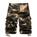 Pantalones cortos tipo cargo de camuflaje para hombre con múltiples bolsillos y cordón - EU 38 / Camuflaje Caqui