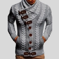 Graue Strickjacke für Herren mit Zopfmuster, Knebelverschlüssen und Schalkragen - S / Grau