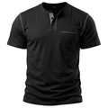 Dettaglio della maglia Henley nera con scollo a tre bottoni e cuciture a contrasto - Nero