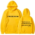 Unisex Kapuzenpullover in Gelb mit FREEDOM-Aufdruck und Zitat auf der Rückseite - S / Gelb