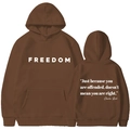 Brauner Unisex-Hoodie mit FREEDOM-Aufdruck vorne und Spruch auf der Rückseite im lässigen Stil - S / Kaffeebraun