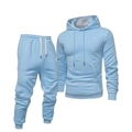 Minimalistische lichtblauwe hoodie en joggingbroek set voorzien van een kangoeroezak - Lichtblauw