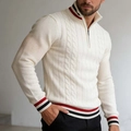 Détail du tricot torsadé et du col rayé tricolore sur ce pull zippé pour hommes - 2XL / Blanc