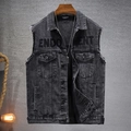 Gilet en jean gris foncé pour homme avec imprimé lettrage et emmanchures à bords effilochés - S / Noir et Gris