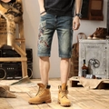 Men's retro slim denim shorts with dragon fish embroidery and washed vintage street style - EU 28 / Washed Blue