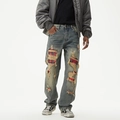 Herren Jeans in Hellblau mit modischen rot-schwarzen Karo-Patches im Distressed-Look - EU 28 / Gewaschenes Vintage-Blau