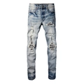Schmal geschnittene hellblaue Herrenjeans mit Destroyed-Effekten und Streifen-Patchwork - EU 28 / Blau