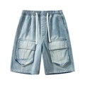 Dettaglio dei pantaloncini cargo in denim azzurro con vita elastica a coulisse e ampie tasche - S / Tasca Cargo a Punta / Azzurro