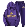 Tuta viola con stampa Queen dorata, set con felpa con cappuccio e pantaloni sportivi - Taglia S / Top e Pantaloni (Queen) / Viola