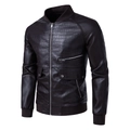 Détail d'une veste en cuir noir à relief crocodile avec zips et poignets côtelés - S / café