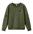 Dettaglio della felpa verde oliva con tasche sulle maniche e stampa sportiva trendy - S / Verde Militare