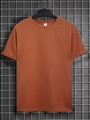 Detailaufnahme des t-shirts in gebranntem orange mit vertikaler rippstrick-textur - S / Orangerot