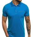 Vista de detalle del polo para hombre azul real con puños acanalados y tapeta de tres botones - Azul