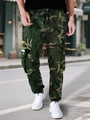 Dettagli dei pantaloni cargo camouflage da uomo con coulisse in vita e ampie tasche laterali - Verde Mimetico