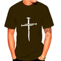 Dunkelbraunes Herren Kurzarm T-Shirt mit weißem Kreuzgrafikdruck und Rundhals - M / Armeegrün
