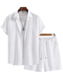 Dettaglio set estivo bianco in tessuto testurizzato, camicia con revers e pantaloncini - S / Bianco