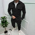 Detalle de conjunto casual negro de dos piezas para hombre con polo de manga larga y pantalón - S / Negro