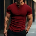Nahaufnahme des dunkelroten Henley-Shirts für Herren mit Waffelstrickmuster und Knopfleiste - S / Rot
