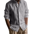 Vue détaillée d'une chemise en lin grise pour homme avec col officier et manches - S / Hauts / Gris