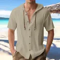 Herenoverhemd met korte mouwen en capuchon in khaki kleur bij een strandlocatie - S / Tops / Khaki