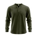 Détail d'un t-shirt Henley à manches longues vert armée avec boutonnage et texture côtelée - M / Vert Militaire