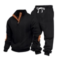 Vista de detalle del conjunto de sudadera negra con forro naranja en cuello y coderas - S / Parte Superior e Inferior / Negro