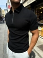 Schlankes schwarzes Herren-Polohemd mit Reißverschlusskragen für Freizeit und Sport - S / Schwarz