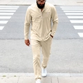 Set da uomo due pezzi con maglia Henley a maniche lunghe e pantaloni beige - S / Albicocca