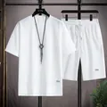 Herren Sommer Waffel-Strick Set mit Kurzarm T-Shirt und Kordelzug-Shorts in Weiß - M / Weiß