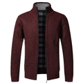 Herren Strickjacke in Dunkelrot meliert mit schwerem Rippstrick und kariertem Fleecefutter - M / Oberteile / Burgunderrot