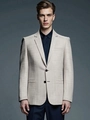 Americana clásica beige para hombre con cierre de dos botones y bolsillos con solapa - S / Café Claro