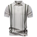 Détail de la maille du polo crème avec des rayures verticales vert foncé et boutons - S / Hauts / Abricot