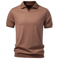Polo da uomo in Tencel marrone con scollo a V e drappeggio fluido stile old money - S / Giallo Terra