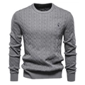 Grauer Zopfstrickpullover für Herren mit Giraffenstickerei und geripptem Rundhalsausschnitt - Dunkelgrau
