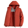 Dettaglio della giacca arancione con cappuccio, coulisse regolabile e fodera geometrica - Taglia S / Rosso Vermiglione