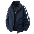 Coupe-vent bleu marine pour hommes avec rayures blanches et col montant élégant - M / Bleu