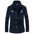 Camicia cargo da uomo blu scuro a maniche lunghe con spalline e tasche sul petto - M / Blu Reale