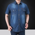 Détail d'une chemise en jean à manches courtes pour hommes avec doubles poches poitrine - 3XL / Bleu foncé