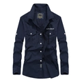 Marineblaues Herren-Langarmhemd im Militär-Stil aus reiner Baumwolle mit Doppeltaschen - S / Dunkelblau