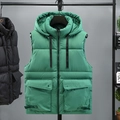 Men's emerald green hooded quilted vest with cargo pockets and windproof fabric - M / Green