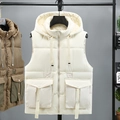 Herren-Steppweste mit Kapuze und großen Cargotaschen in Cremeweiß und Braun - M / Cremeweiß